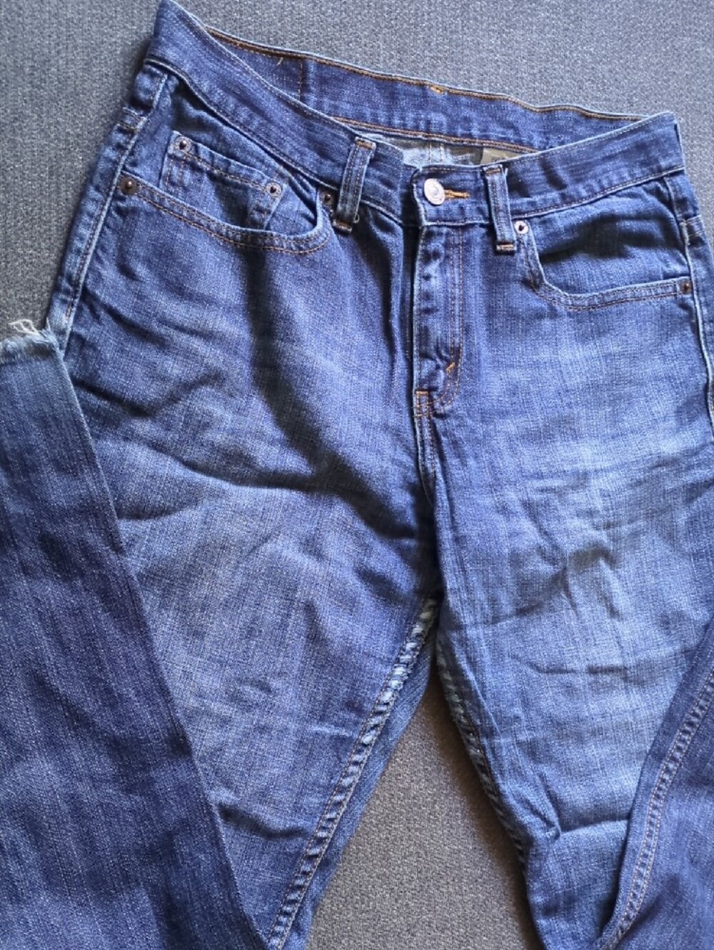 Levi's blue denim jeans - Picture 3 of 8